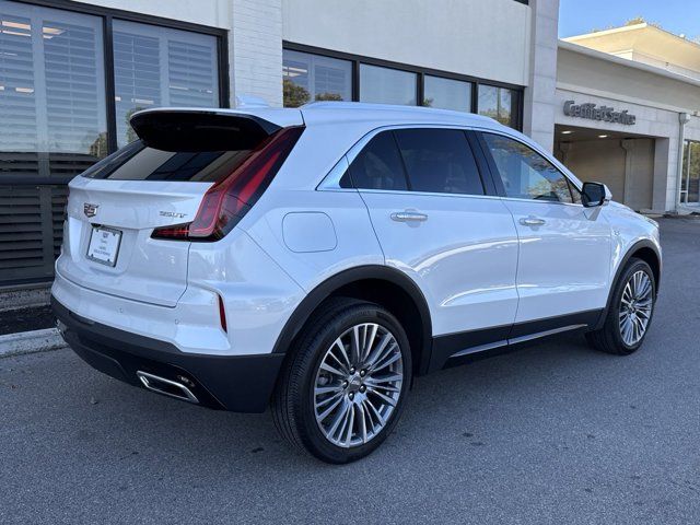 2024 Cadillac XT4 Premium Luxury