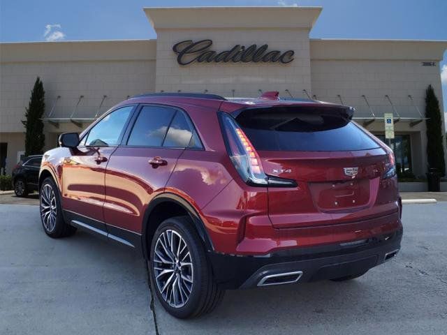 2024 Cadillac XT4 Sport