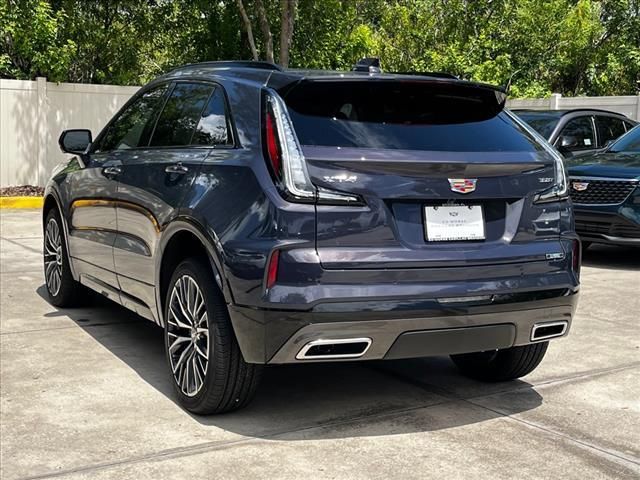 2024 Cadillac XT4 Sport