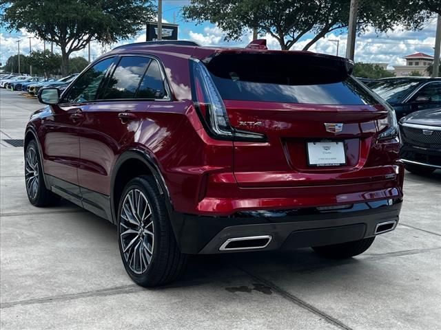 2024 Cadillac XT4 Sport