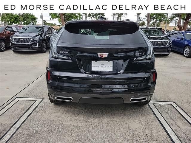 2024 Cadillac XT4 Sport