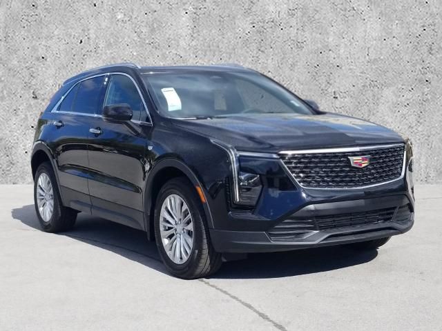 2024 Cadillac XT4 Luxury