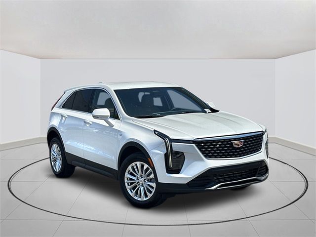 2024 Cadillac XT4 Luxury