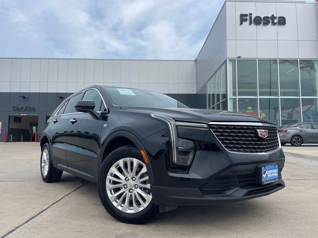 2024 Cadillac XT4 Luxury