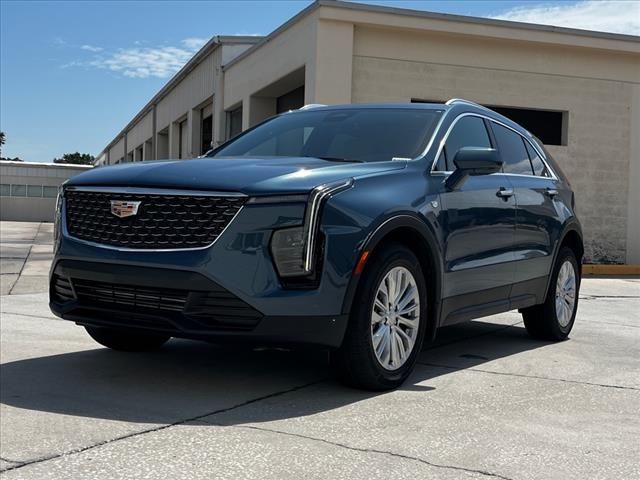 2024 Cadillac XT4 Luxury