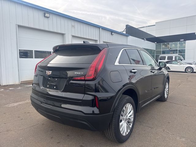 2024 Cadillac XT4 Luxury