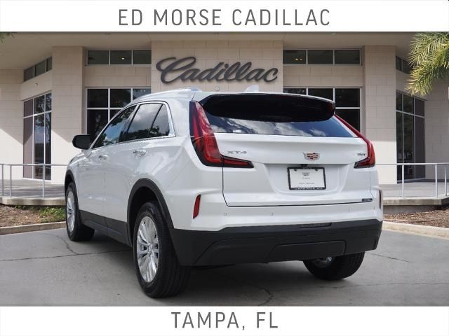 2024 Cadillac XT4 Luxury