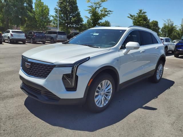 2024 Cadillac XT4 Luxury