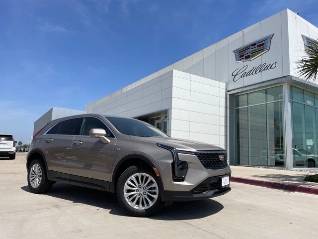 2024 Cadillac XT4 Luxury