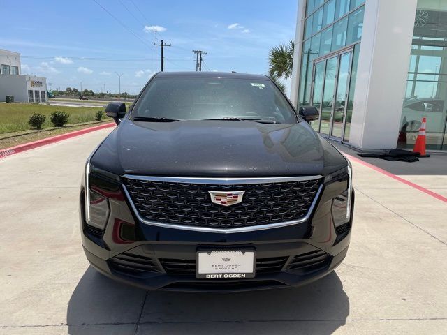 2024 Cadillac XT4 Luxury