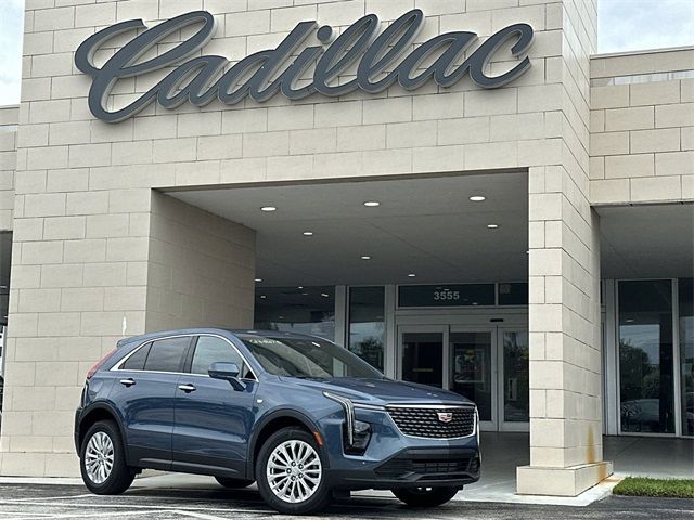 2024 Cadillac XT4 Luxury