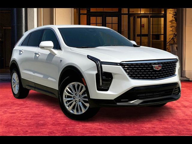 2024 Cadillac XT4 Luxury