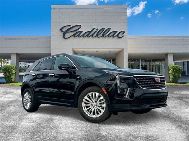 2024 Cadillac XT4 Luxury