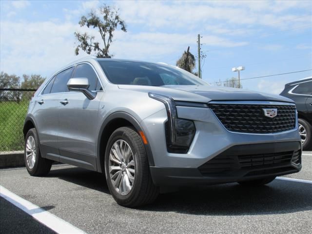 2024 Cadillac XT4 Luxury
