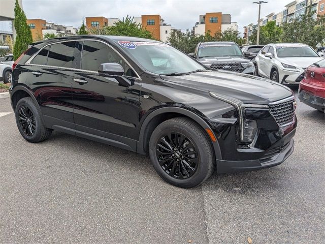 2024 Cadillac XT4 Luxury