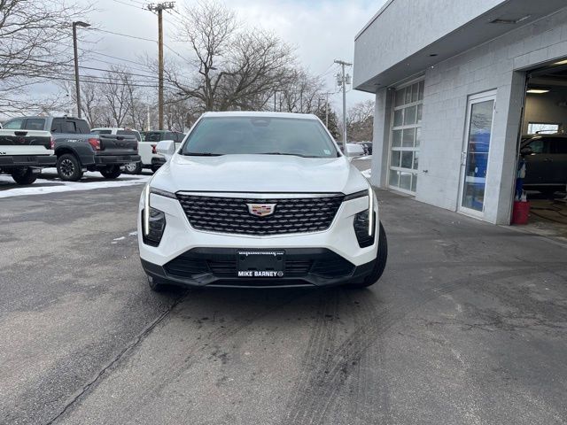 2024 Cadillac XT4 Luxury