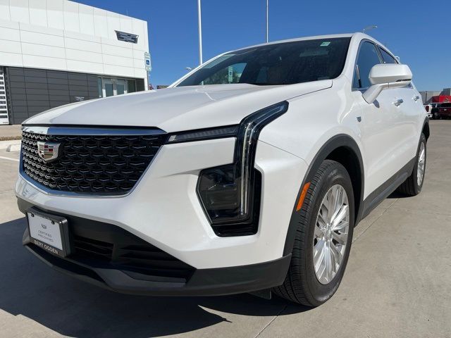 2024 Cadillac XT4 Luxury