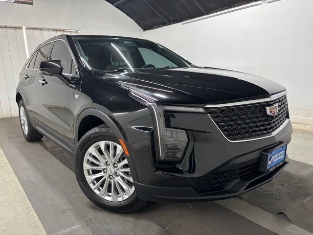 2024 Cadillac XT4 Luxury