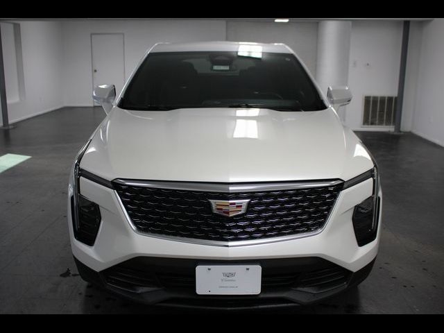 2024 Cadillac XT4 Luxury