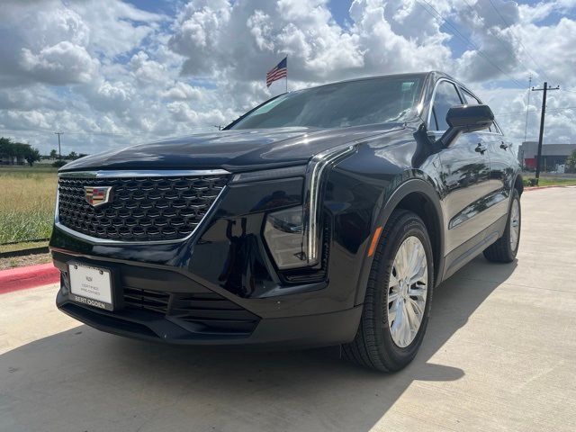 2024 Cadillac XT4 Luxury