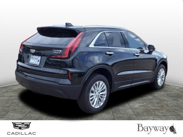 2024 Cadillac XT4 Luxury