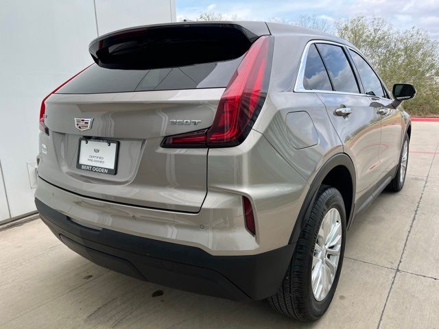 2024 Cadillac XT4 Luxury
