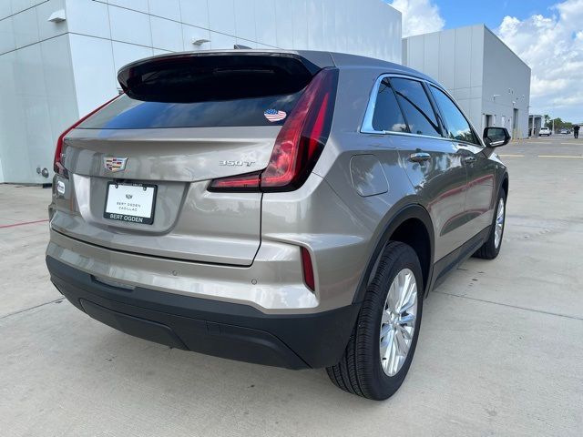 2024 Cadillac XT4 Luxury