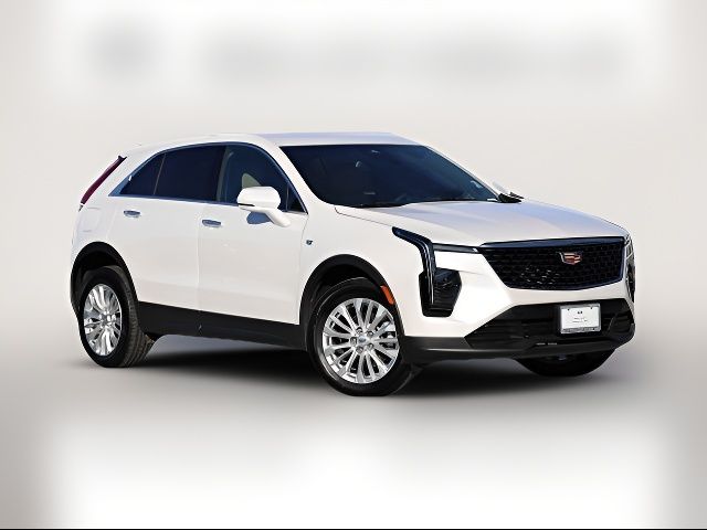 2024 Cadillac XT4 Luxury