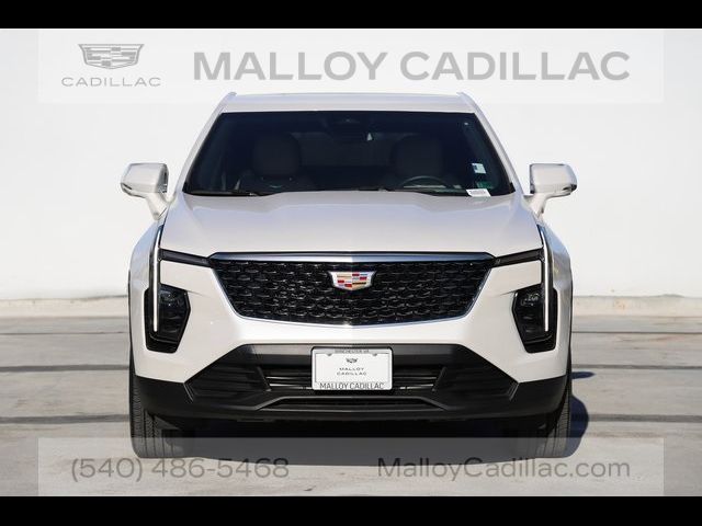 2024 Cadillac XT4 Luxury