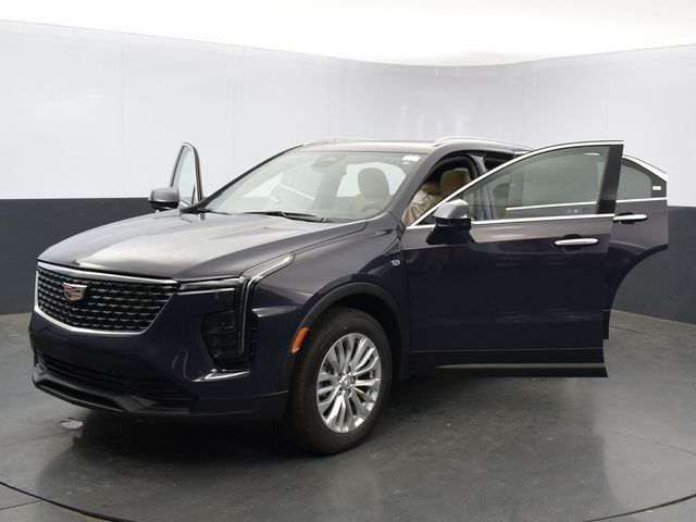 2024 Cadillac XT4 Luxury