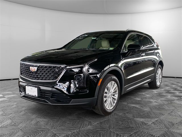 2024 Cadillac XT4 Luxury