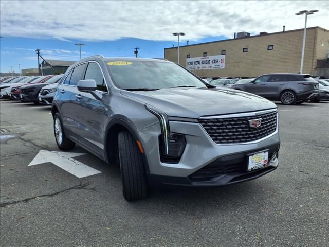 2024 Cadillac XT4 Luxury