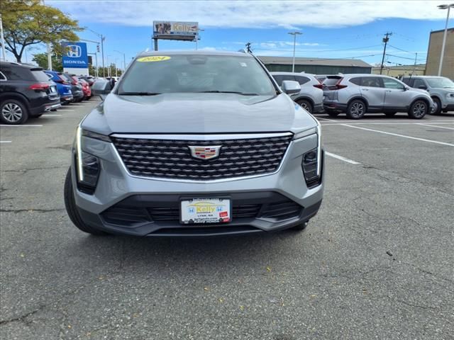 2024 Cadillac XT4 Luxury