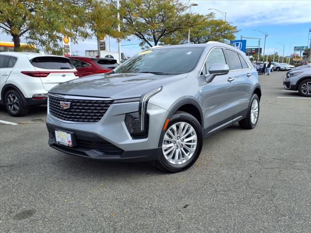 2024 Cadillac XT4 Luxury