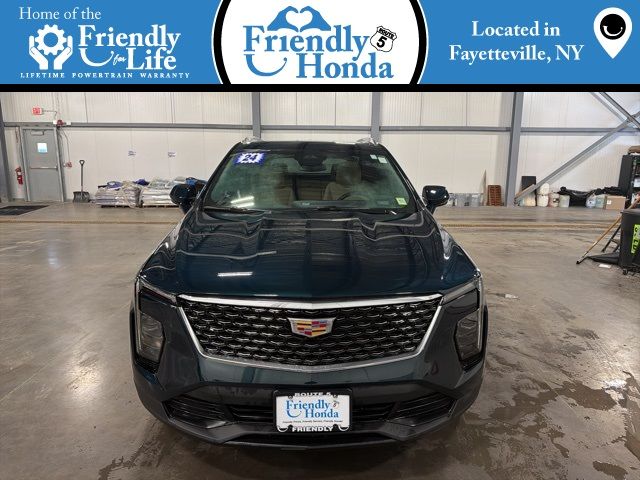 2024 Cadillac XT4 Luxury