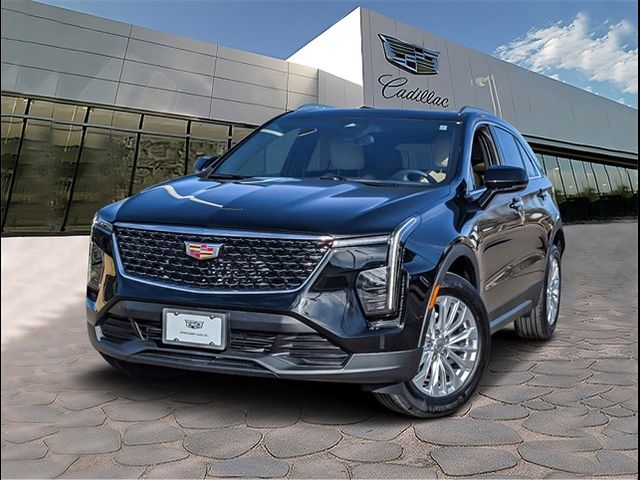 2024 Cadillac XT4 Luxury