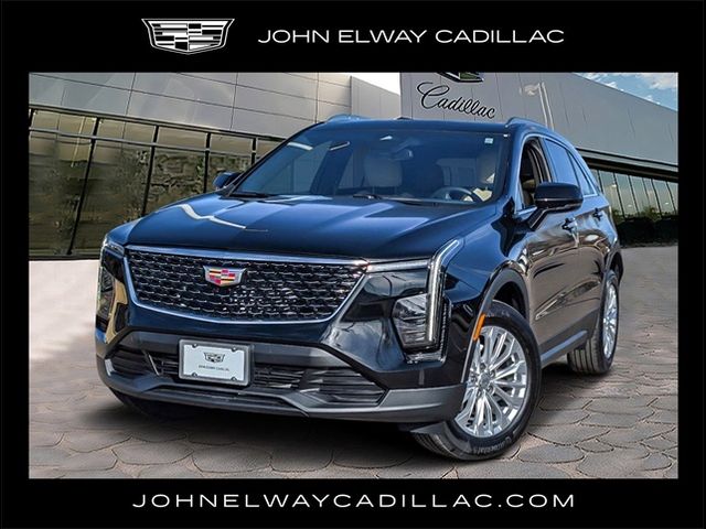 2024 Cadillac XT4 Luxury