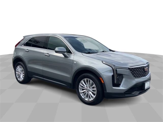 2024 Cadillac XT4 Luxury