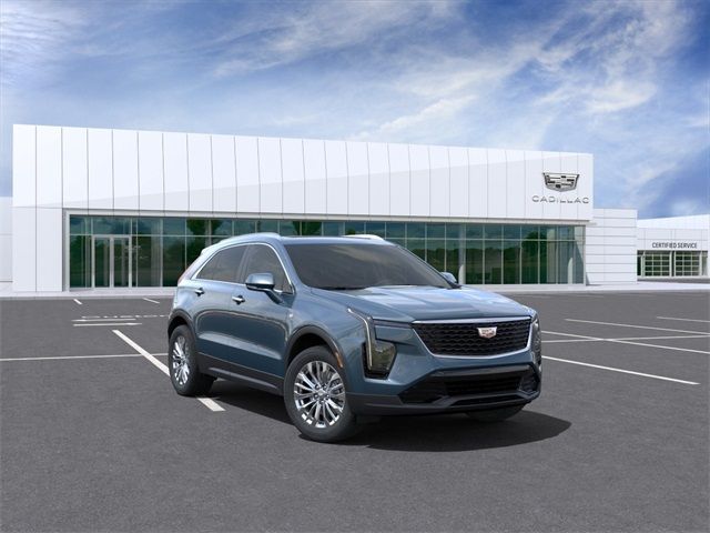 2024 Cadillac XT4 Luxury