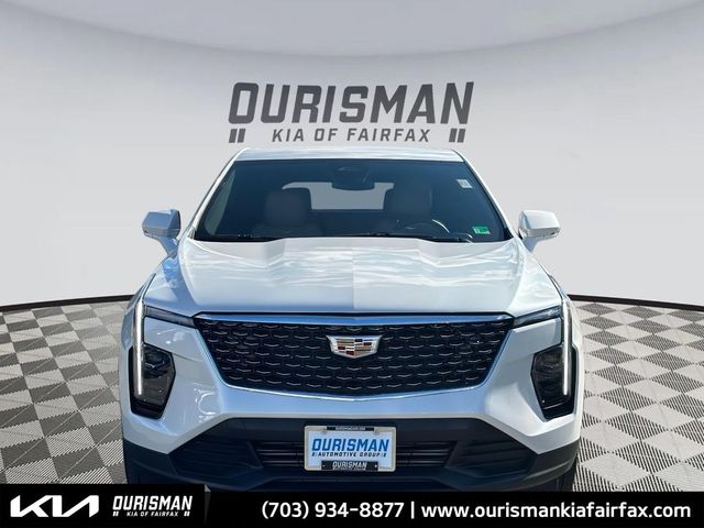 2024 Cadillac XT4 Luxury