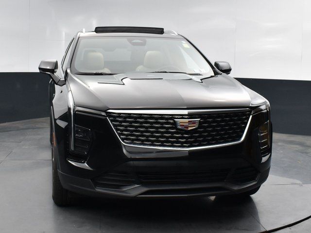 2024 Cadillac XT4 Luxury