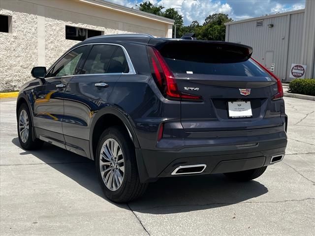 2024 Cadillac XT4 Premium Luxury