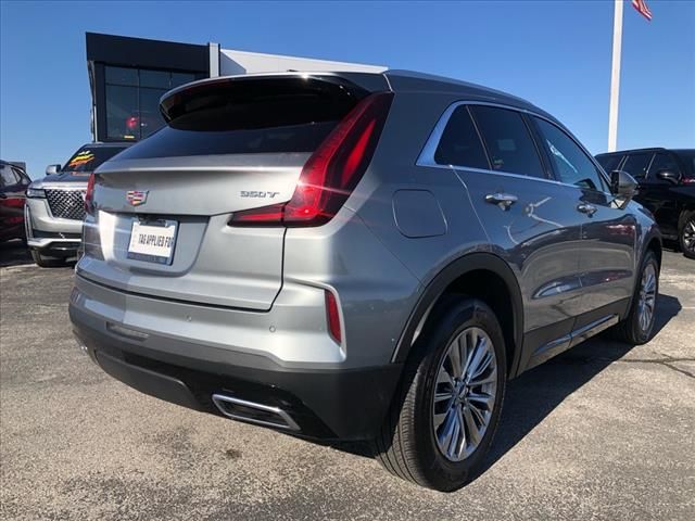 2024 Cadillac XT4 Premium Luxury