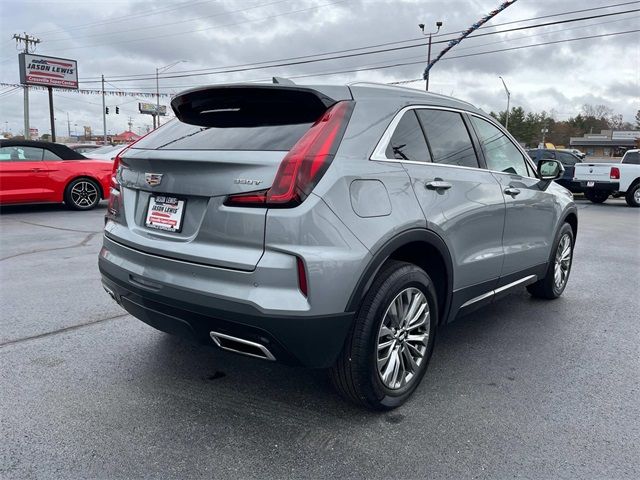 2024 Cadillac XT4 Premium Luxury