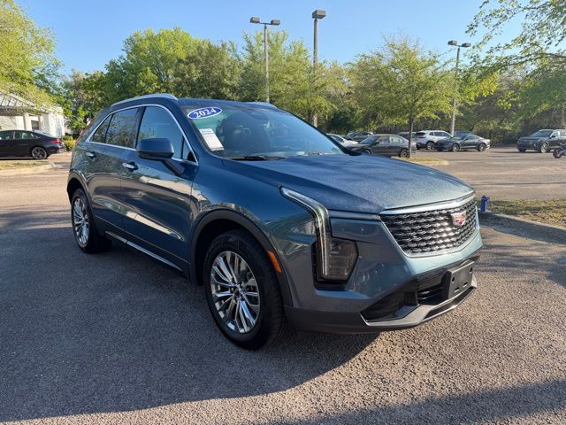 2024 Cadillac XT4 Premium Luxury