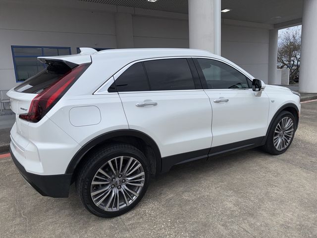 2024 Cadillac XT4 Premium Luxury