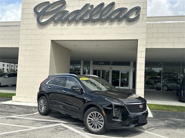 2024 Cadillac XT4 Premium Luxury