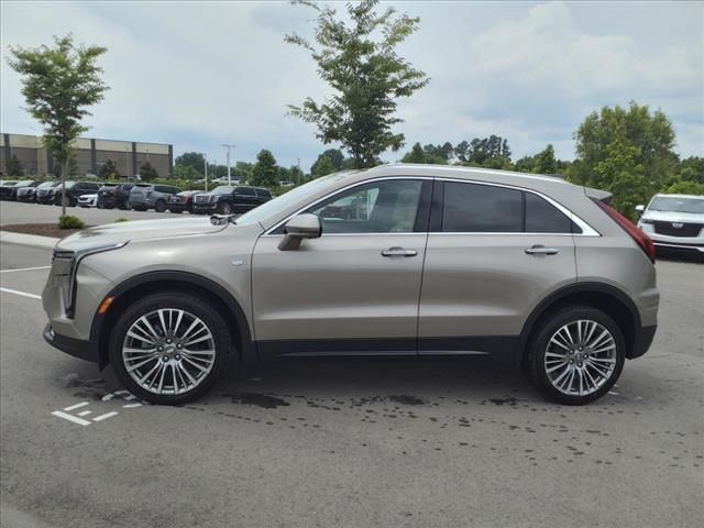 2024 Cadillac XT4 Premium Luxury