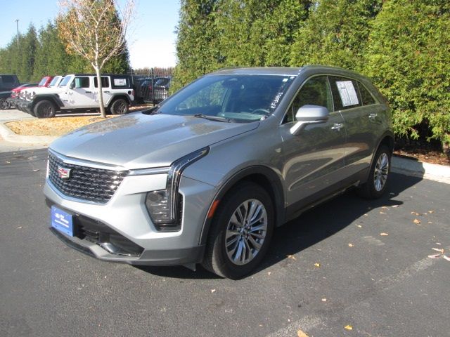 2024 Cadillac XT4 Premium Luxury