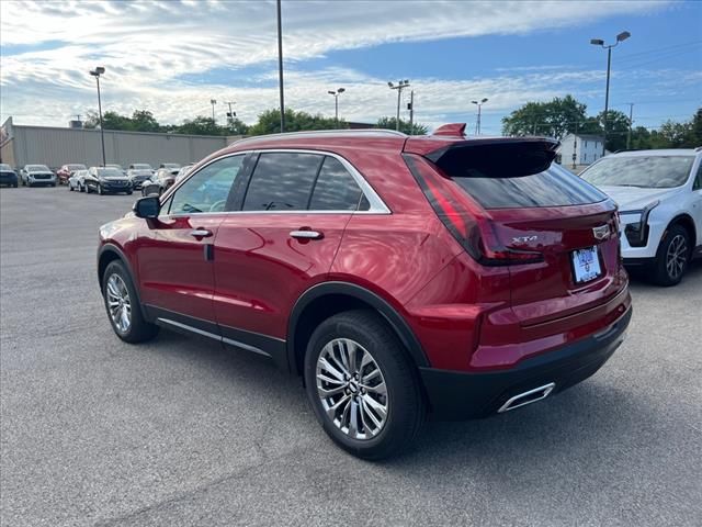 2024 Cadillac XT4 Premium Luxury